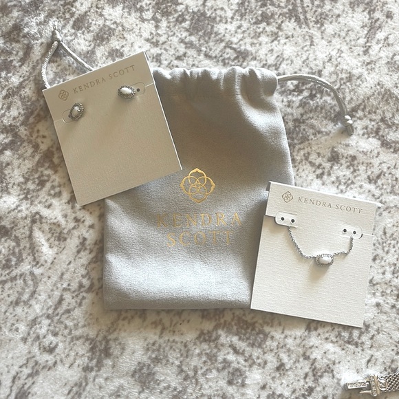 Kendra Scott earring and necklace set - Picture 1 of 1